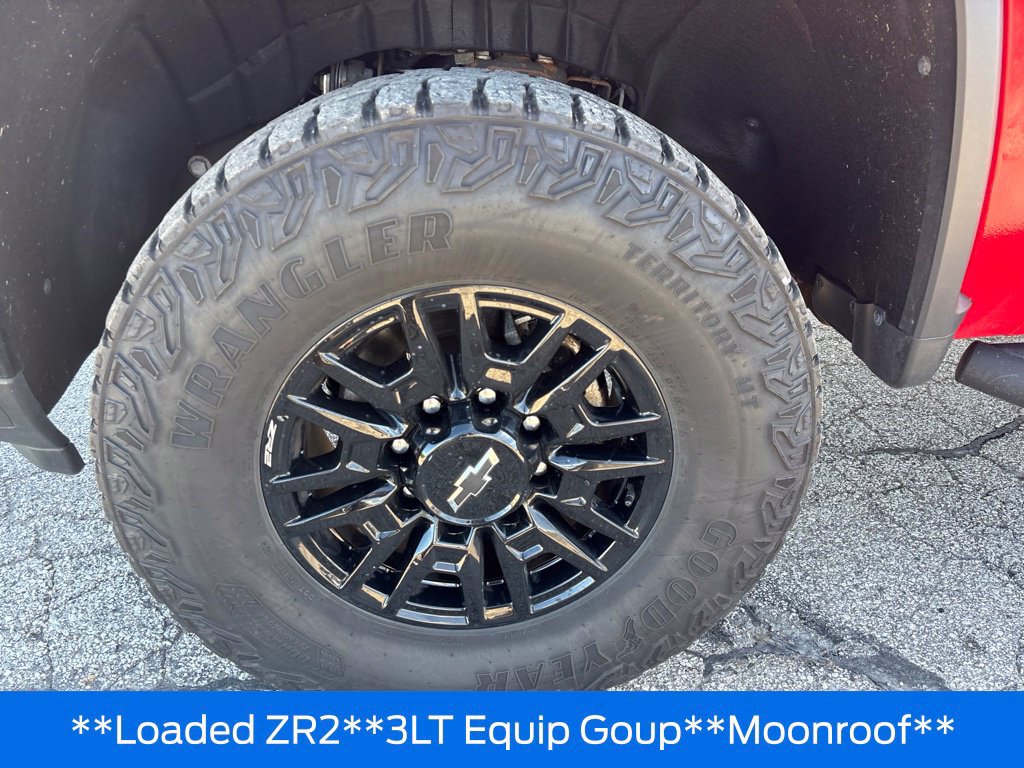 Used 2024 Chevrolet Silverado 2500 ZR2 w/ Snow Plow Prep/Camper Package AWD/4WD image 35