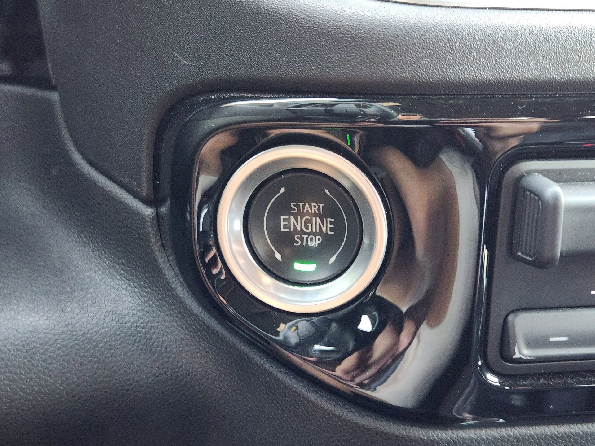 Used 2023 Chevrolet Silverado 1500 High Country w/ High Country Premium Package image 25