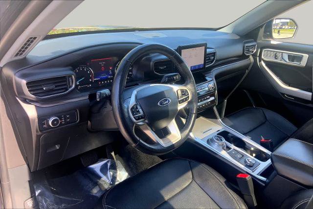 Certified 2021 Ford Explorer Limited w/ Hybrid Equipment Group 310A AWD/4WD image 18