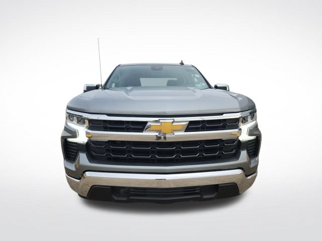 Used 2025 Chevrolet Silverado 1500 LT RWD image 2