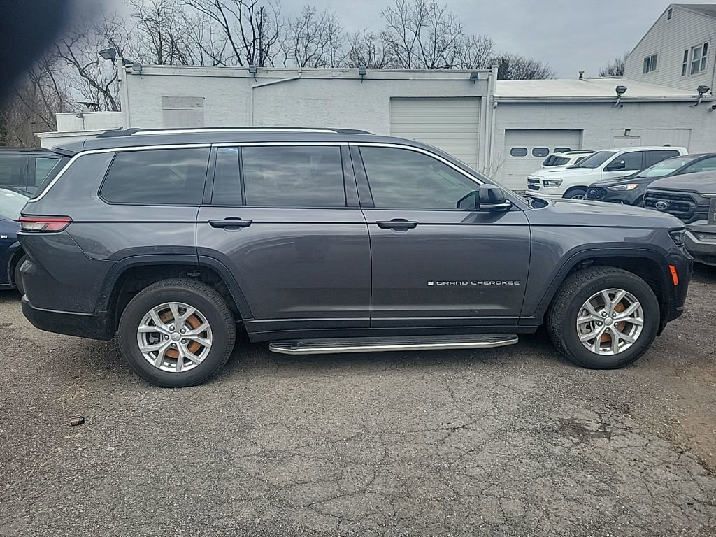 Used 2023 Jeep Grand Cherokee L Limited image 7