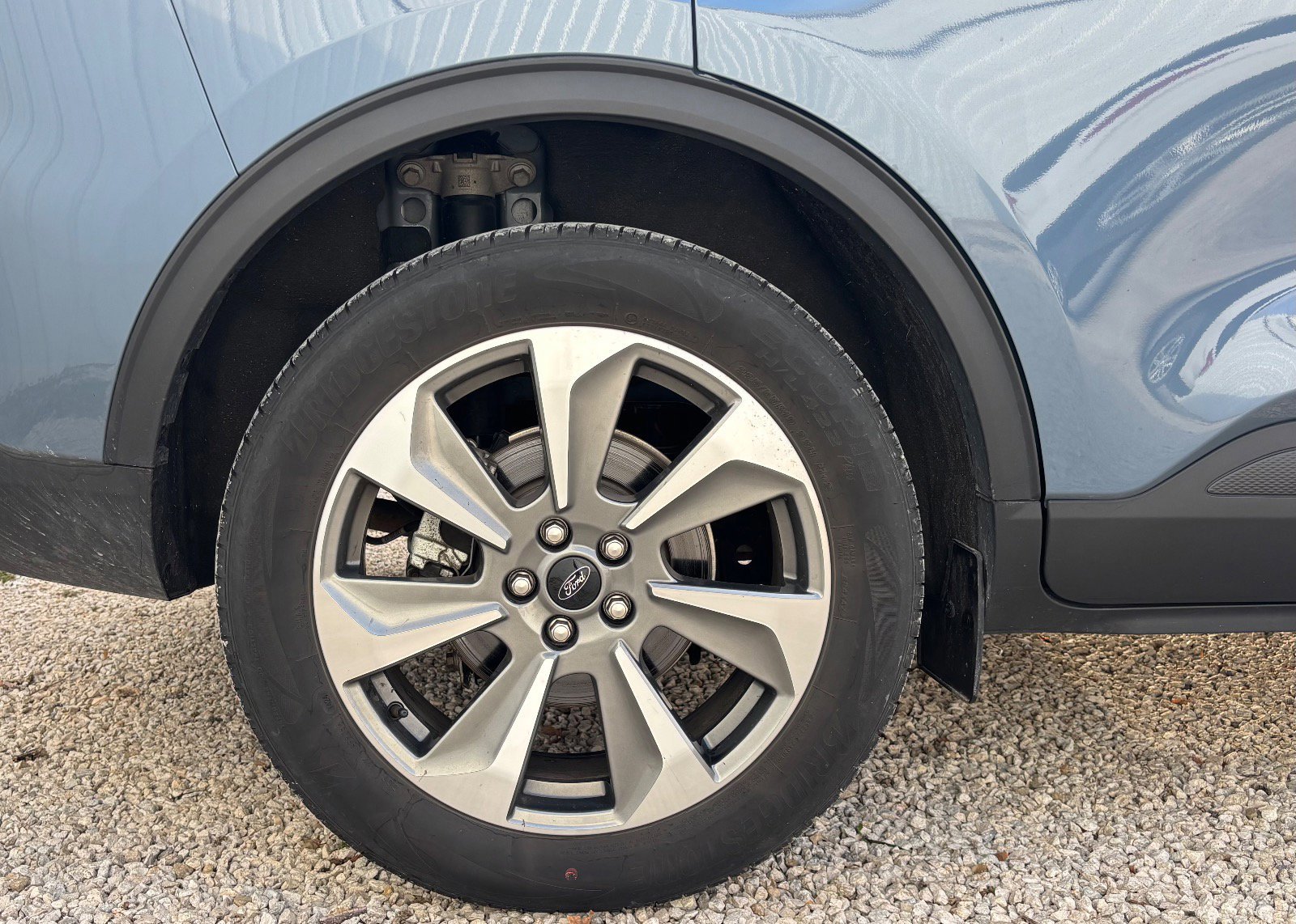 Certified 2025 Ford Escape Platinum w/ Premium Technology Package image 17