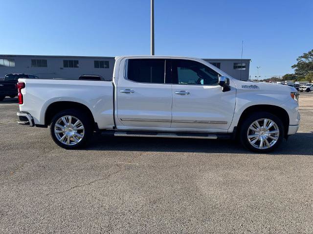 Used 2024 Chevrolet Silverado 1500 High Country w/ High Country Premium Package AWD/4WD image 12