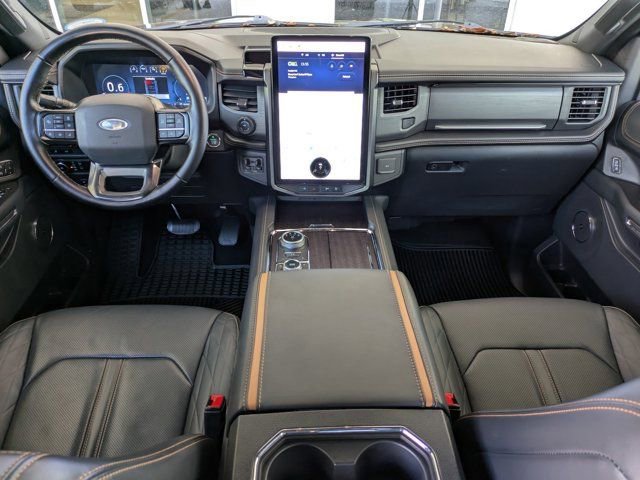 Certified 2023 Ford Expedition Platinum image 14