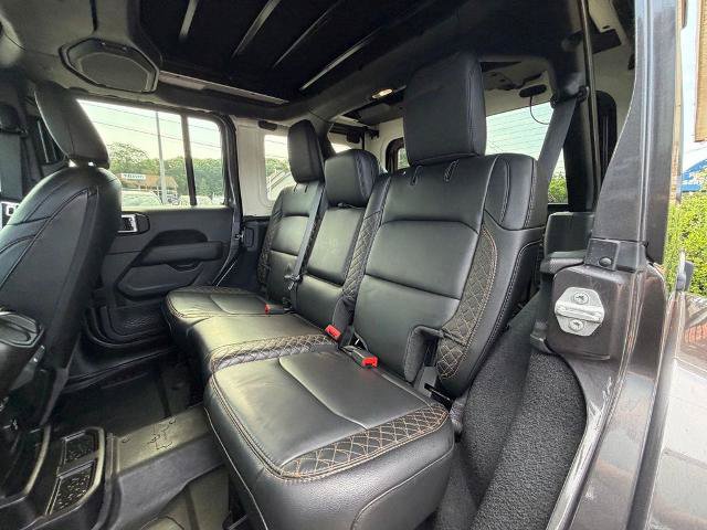 Used 2021 Jeep Wrangler Unlimited Sahara AWD/4WD image 14