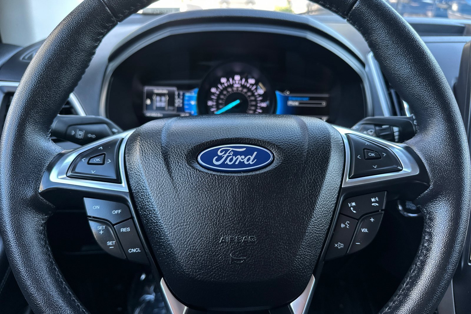 Certified 2022 Ford Edge SEL w/ Convenience Package image 22