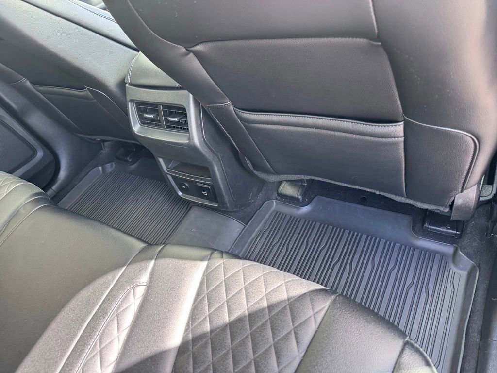 Certified 2023 Ford Edge Titanium AWD/4WD image 21