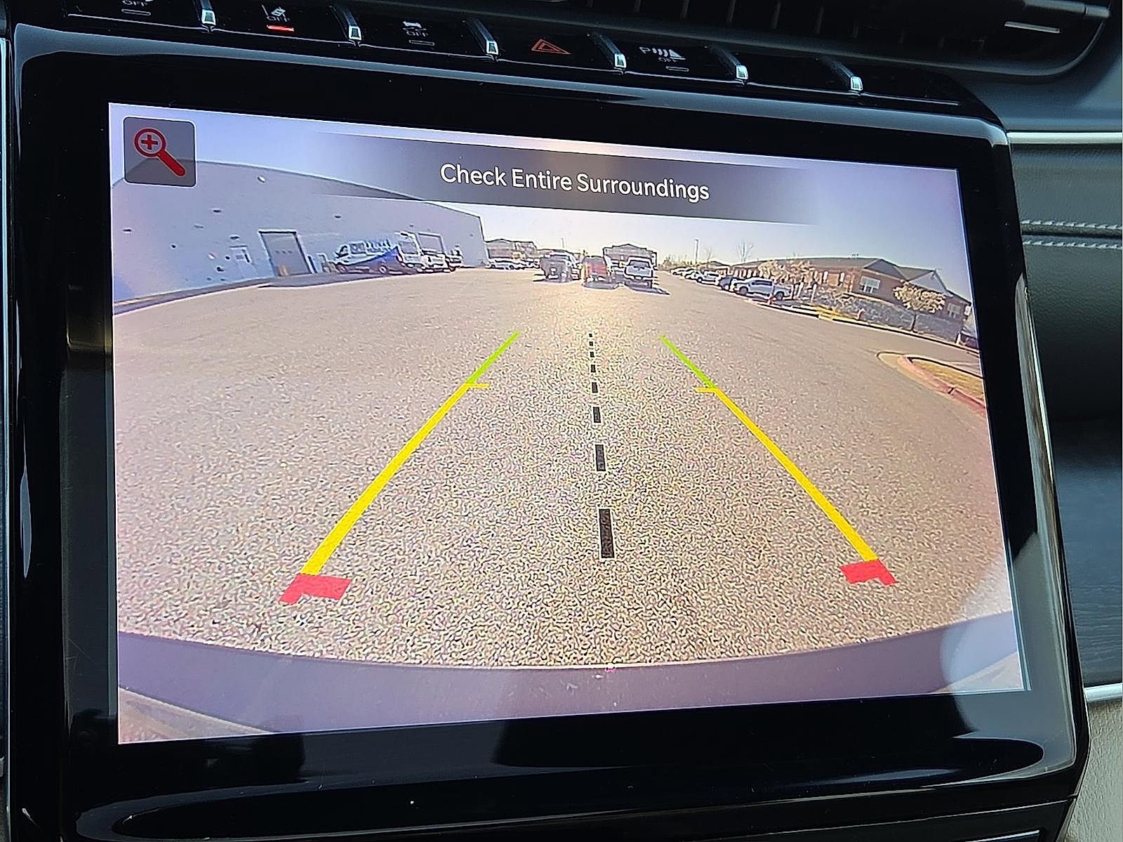 Used 2025 Jeep Grand Cherokee L Limited w/ Trailer Tow Package AWD/4WD image 17