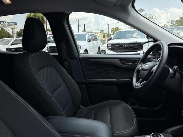 Certified 2025 Ford Escape Active AWD/4WD image 10