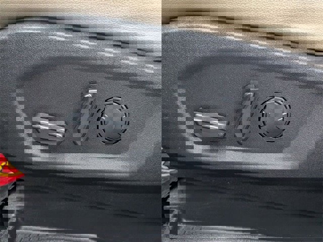 Certified 2023 Ford Edge SEL image 13