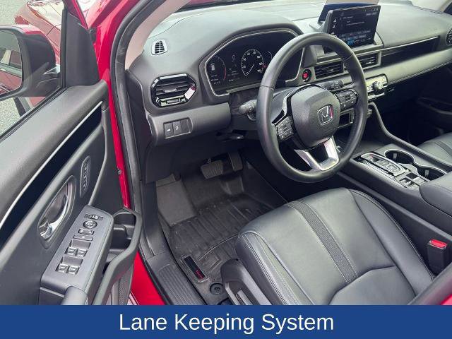 Used 2024 Honda Pilot Touring image 9