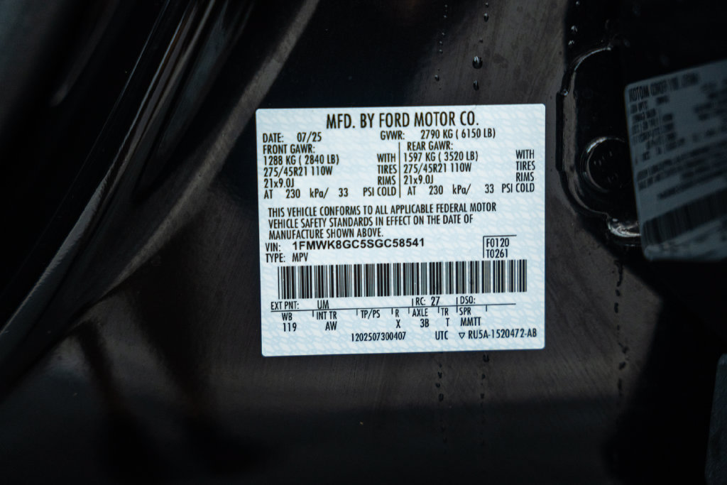 Certified 2025 Ford Explorer ST AWD/4WD image 45