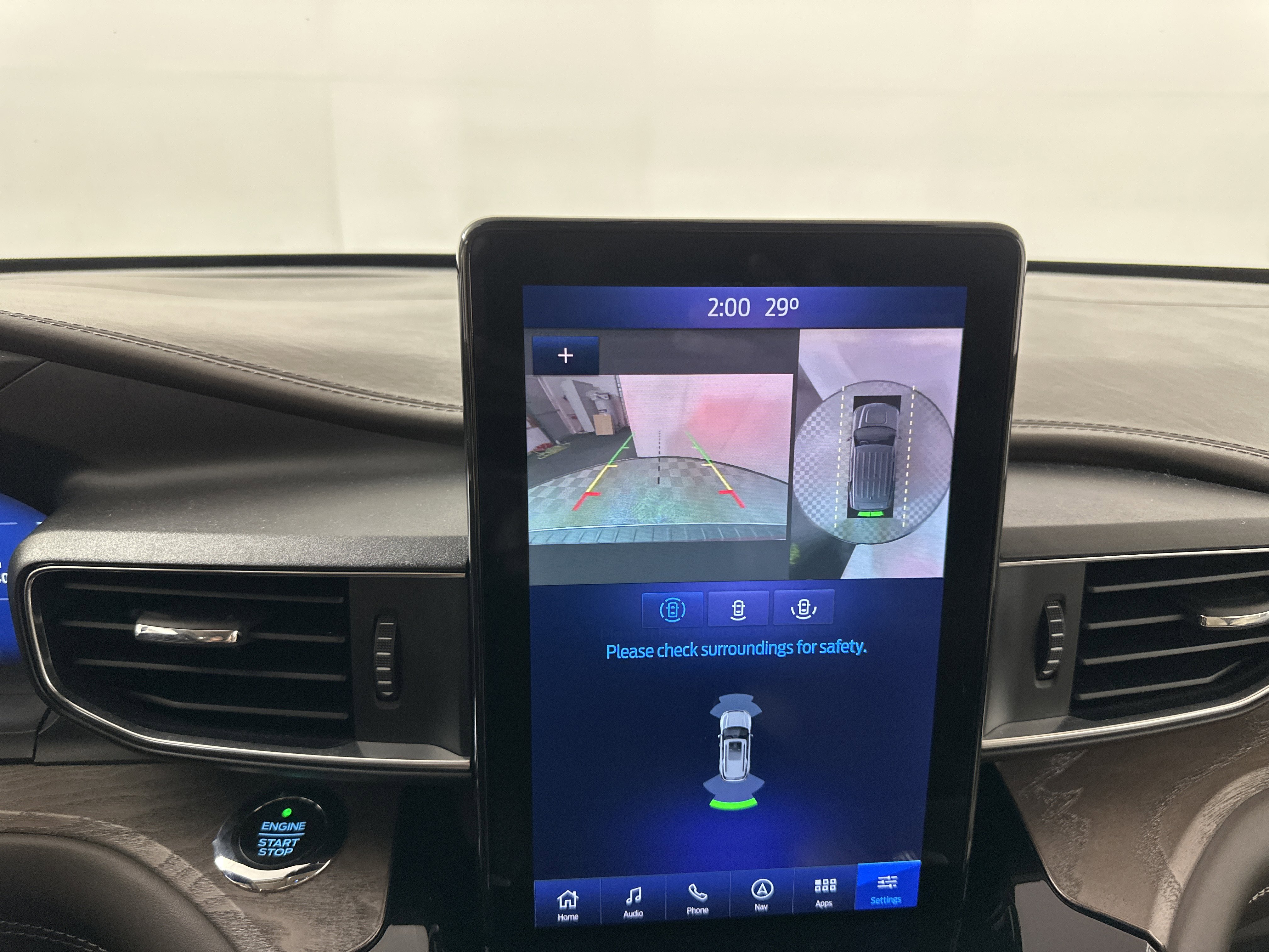 Certified 2021 Ford Explorer Platinum w/ Equipment Group 601A image 21