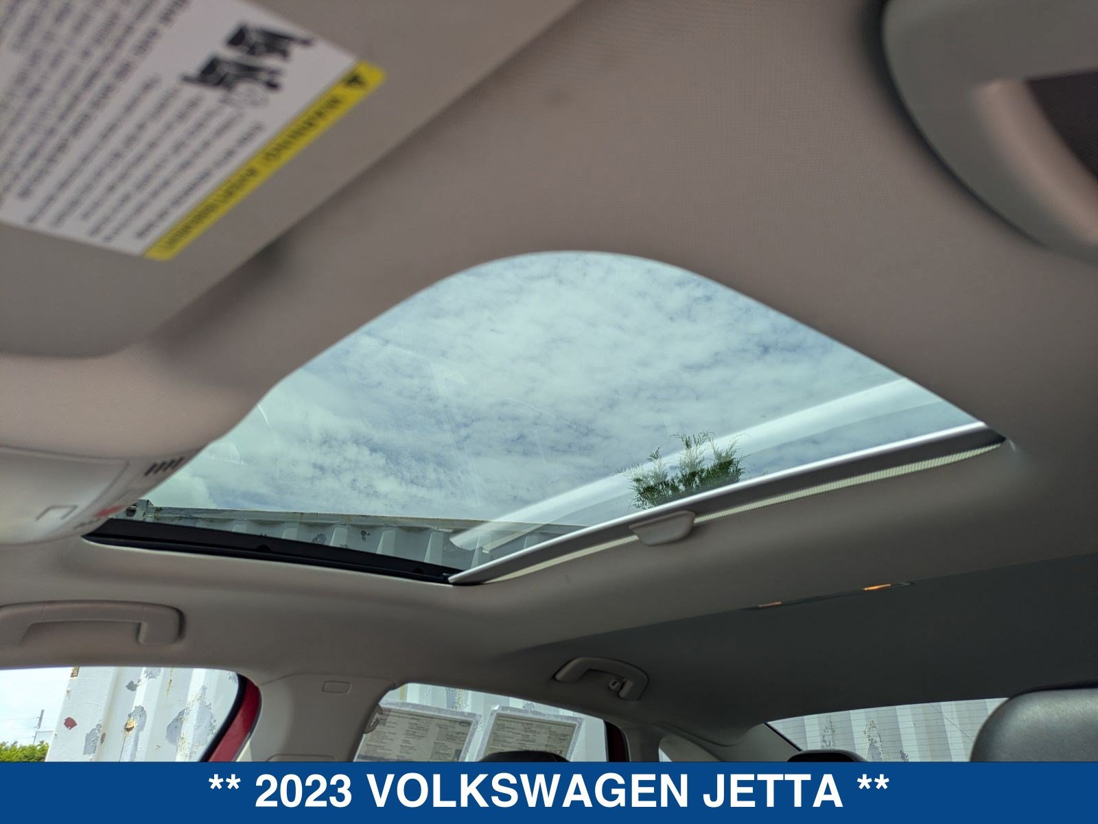 Used 2023 Volkswagen Jetta SE FWD image 23