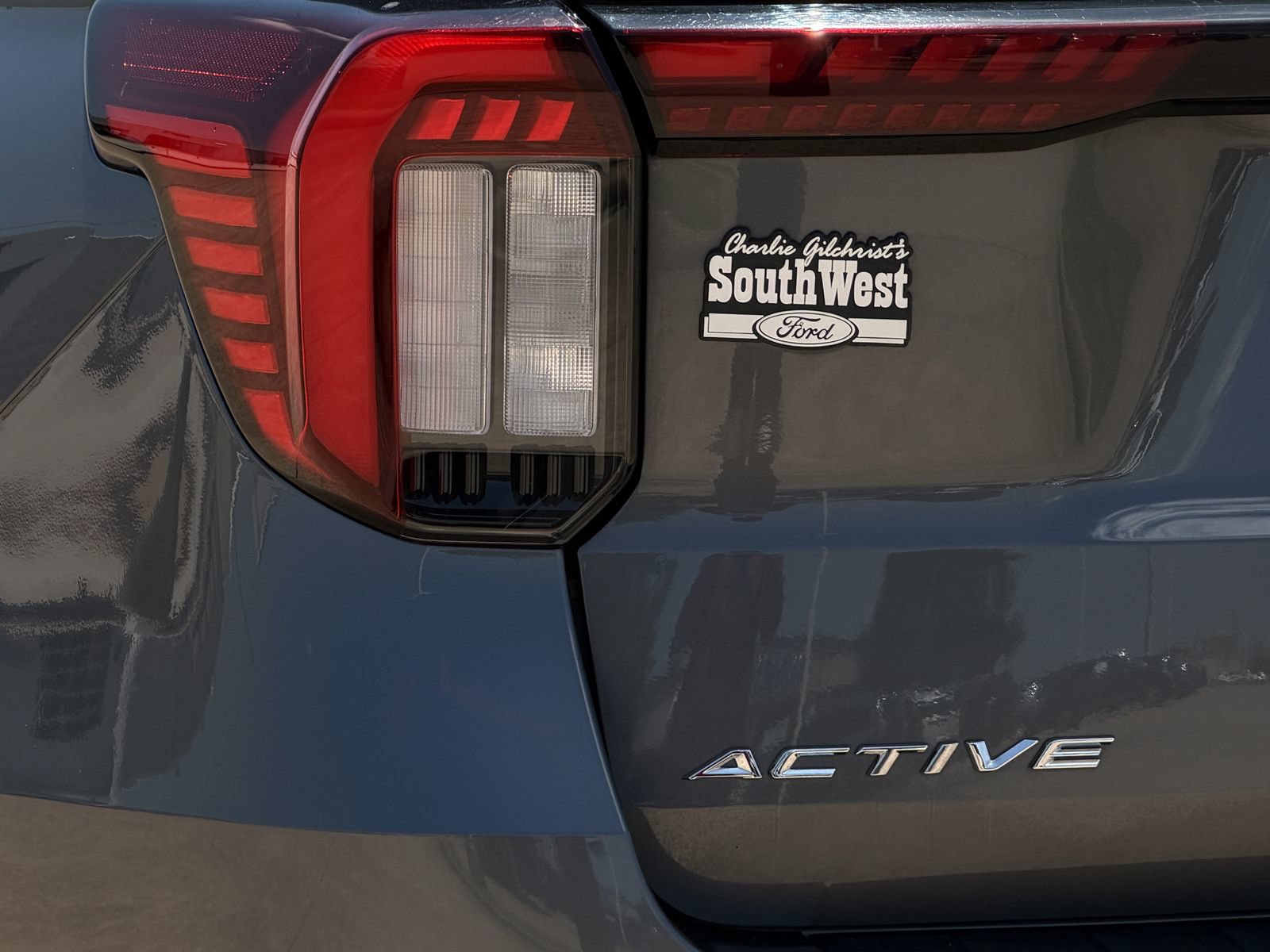 Certified 2025 Ford Explorer Active w/ Active Comfort Package AWD/4WD image 11