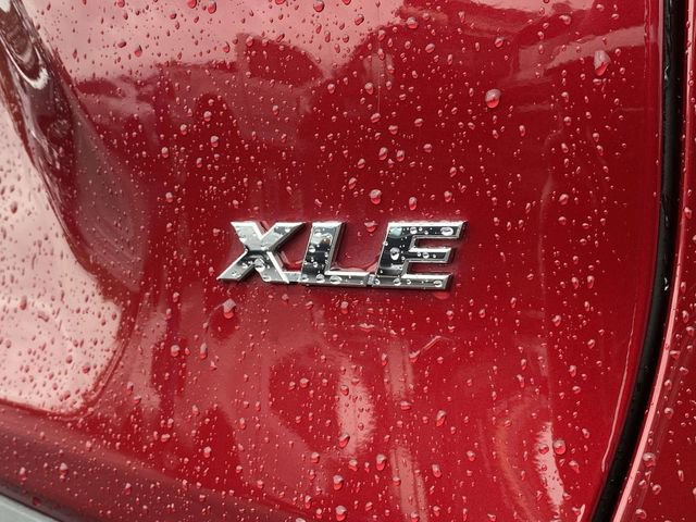 Used 2025 Toyota RAV4 XLE Premium AWD/4WD image 16