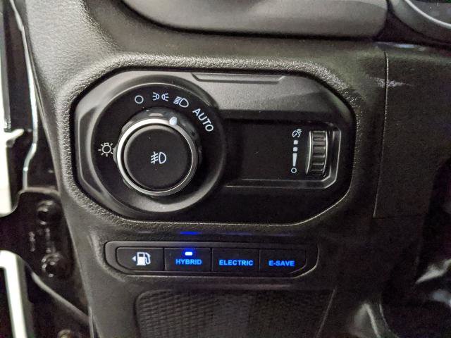 Used 2023 Jeep Wrangler Unlimited Rubicon 4xe AWD/4WD image 15