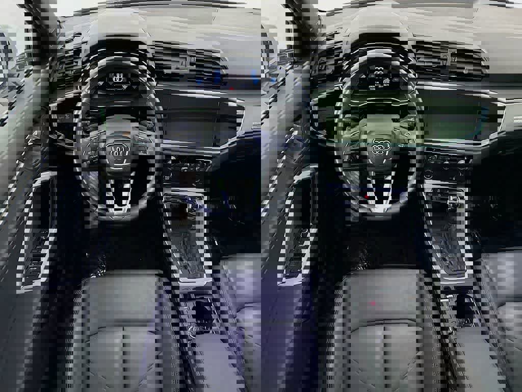 Used 2024 Audi Q3 2.0T Premium image 10