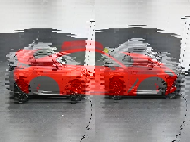 Used 2025 Toyota GR86 Premium w/ Performance Package RWD image 17