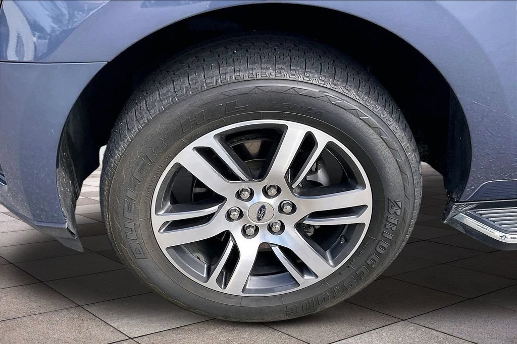 Certified 2023 Ford Expedition Max Limited AWD/4WD image 9