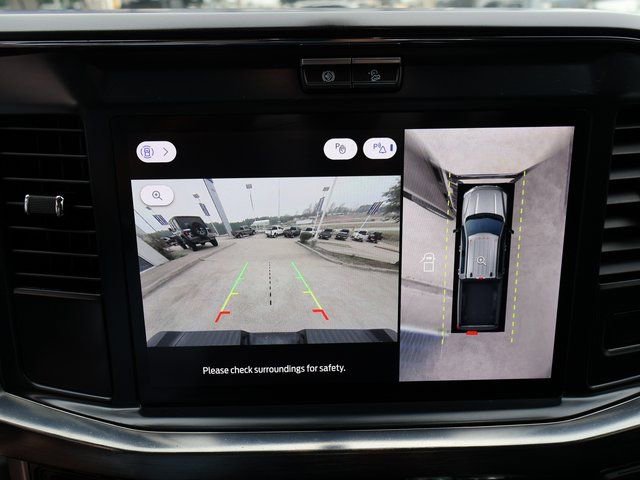 Certified 2025 Ford F350 Lariat w/ Chrome Package image 31