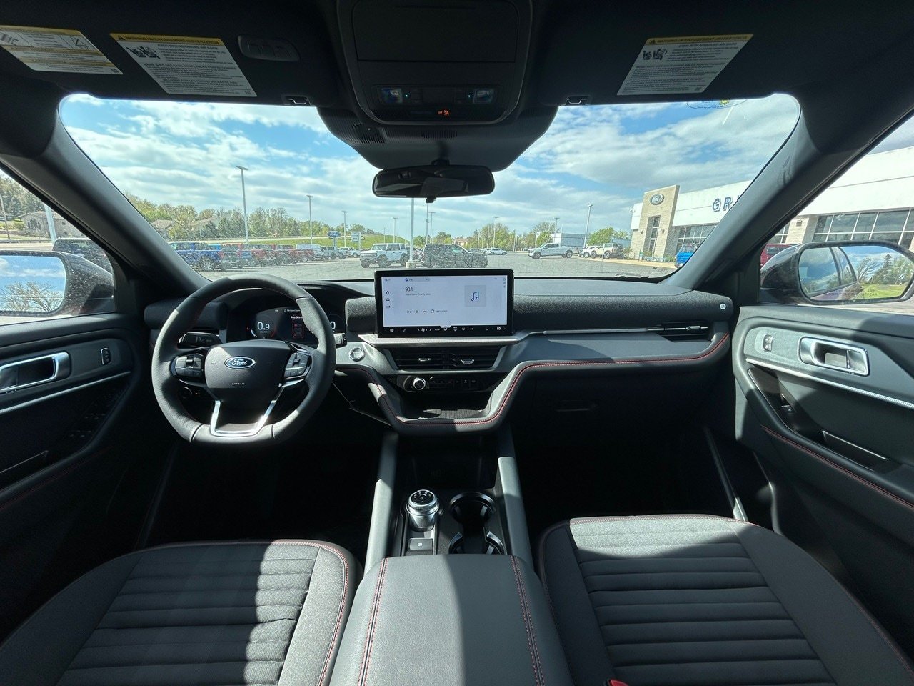 Certified 2026 Ford Explorer ST-Line AWD/4WD image 22