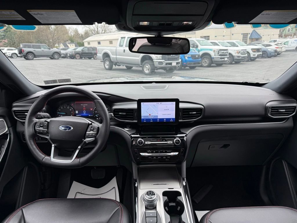 Certified 2023 Ford Explorer ST-Line w/ Class IV Trailer Tow Package image 15