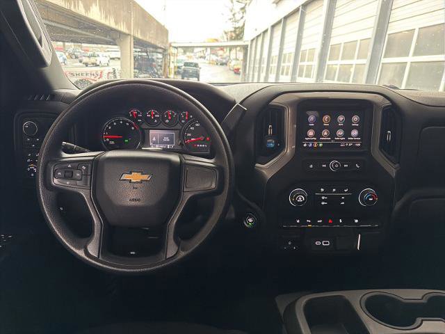 Used 2024 Chevrolet Silverado 2500 Custom w/ Custom Value Package image 7