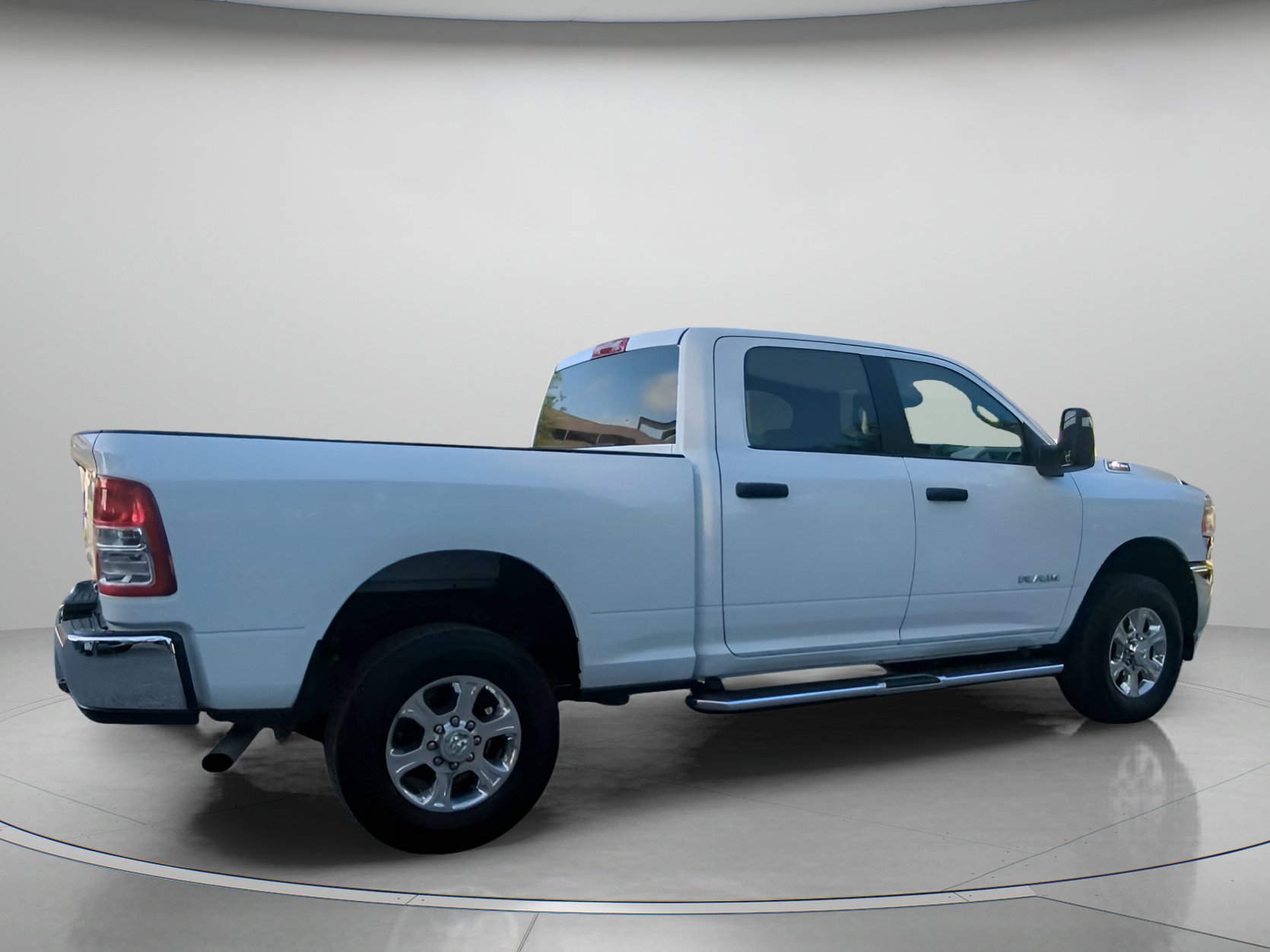 Used 2024 RAM 2500 Big Horn AWD/4WD image 29