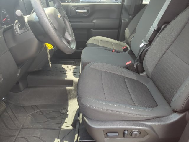 Used 2022 Chevrolet Silverado 2500 Custom w/ Custom Value Package AWD/4WD image 13