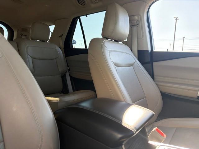 Certified 2021 Ford Explorer Limited w/ Equipment Group 301A RWD image 26
