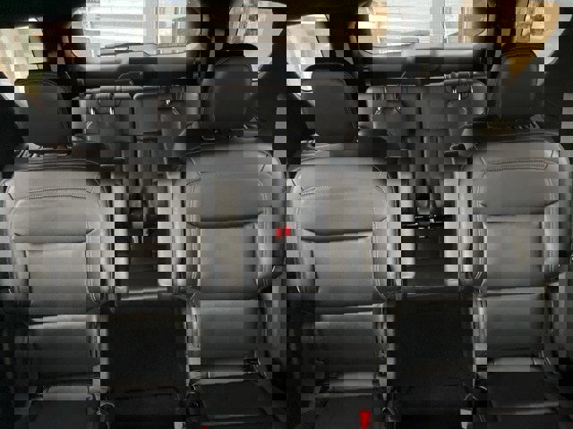 Certified 2020 Ford Explorer XLT w/ Equipment Group 202A image 22