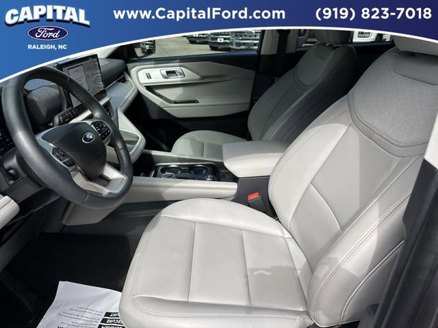 Certified 2025 Ford Explorer Active w/ Active Comfort Package AWD/4WD image 19
