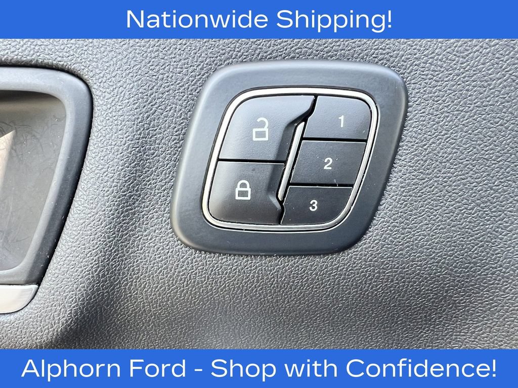 Certified 2024 Ford Escape Platinum AWD/4WD image 12
