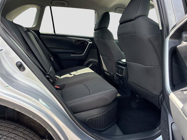 Used 2024 Toyota RAV4 LE AWD/4WD image 28