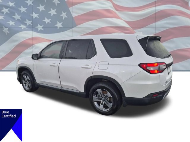 Used 2025 Honda Pilot EX-L image 3