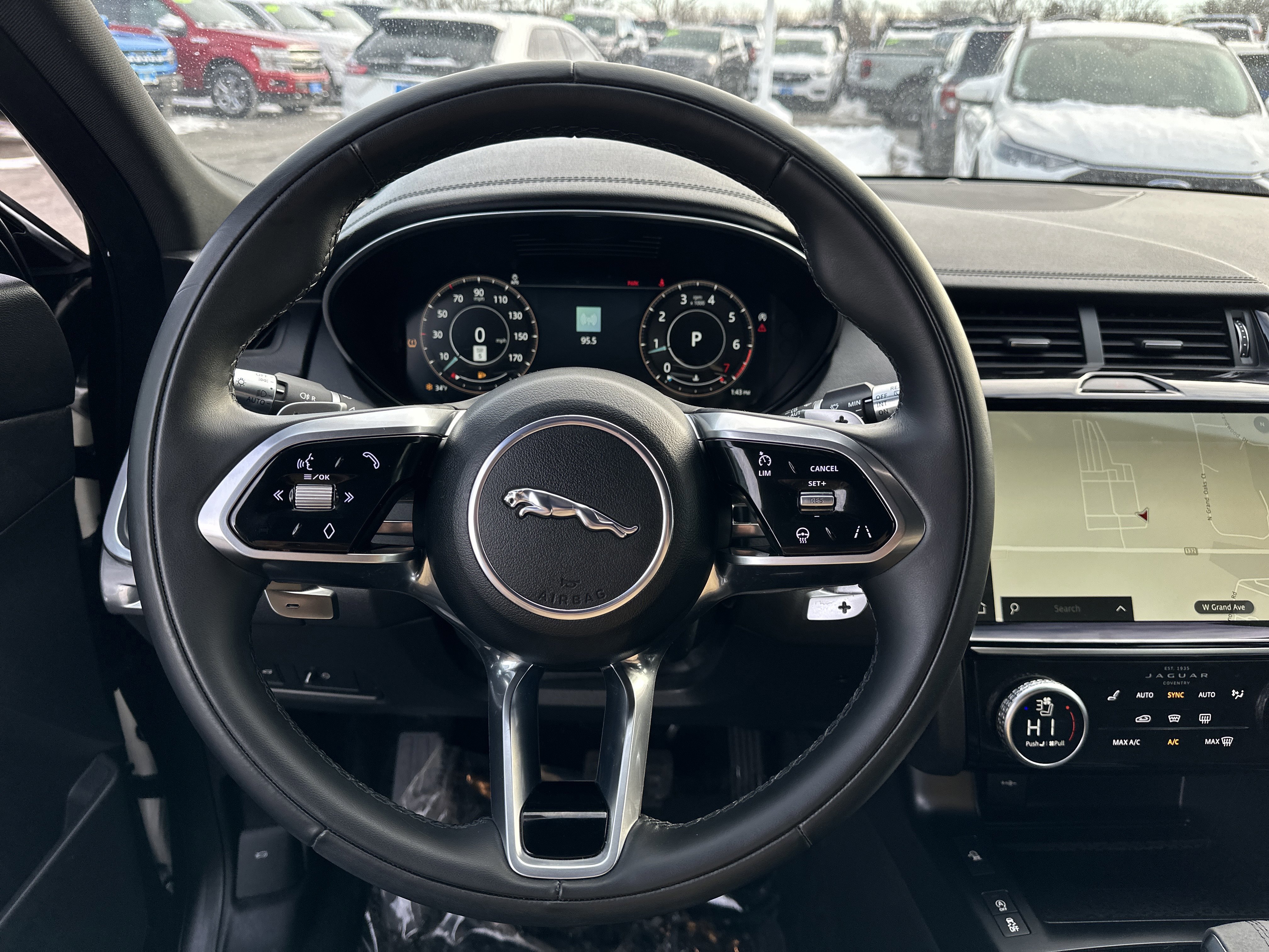 Used 2022 Jaguar E-PACE SE image 20