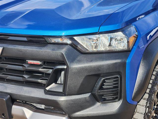 Used 2023 Chevrolet Colorado Trail Boss AWD/4WD image 7