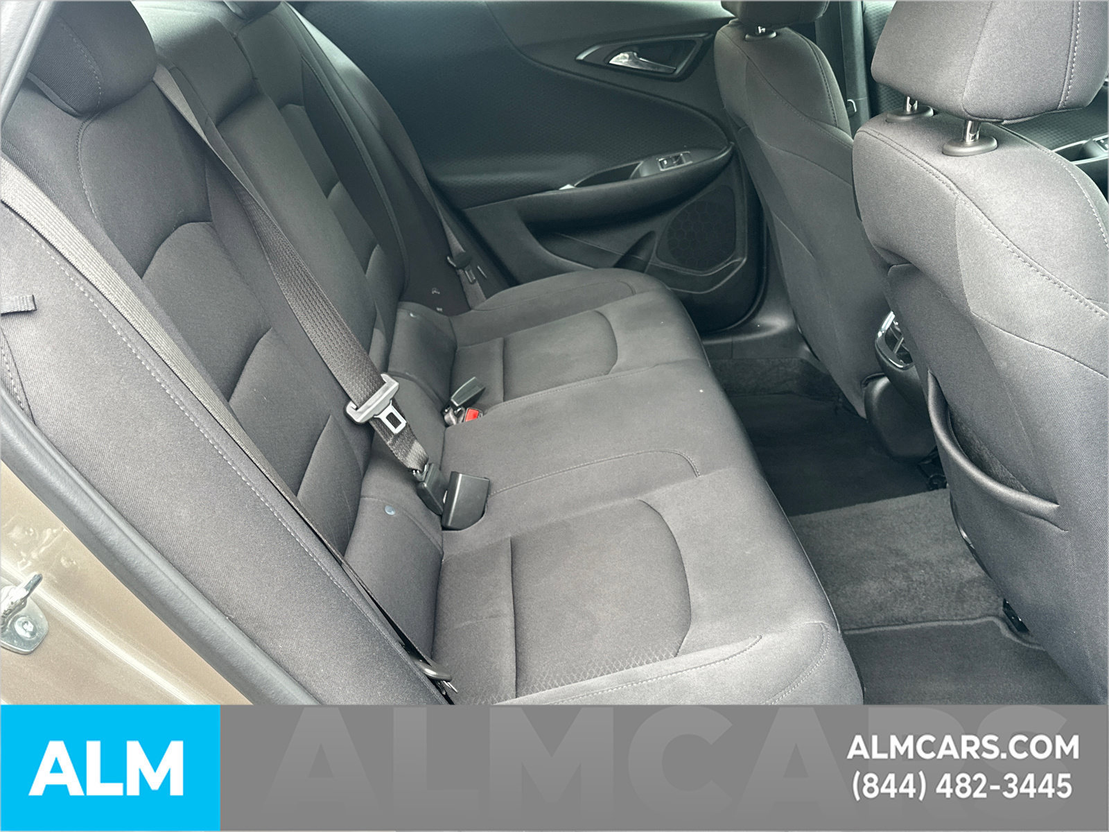 Used 2025 Chevrolet Malibu LT FWD image 17