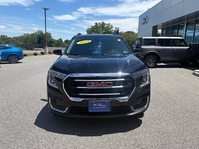 Used 2023 GMC Terrain SLE w/ Driver Convenience Package AWD/4WD image 8