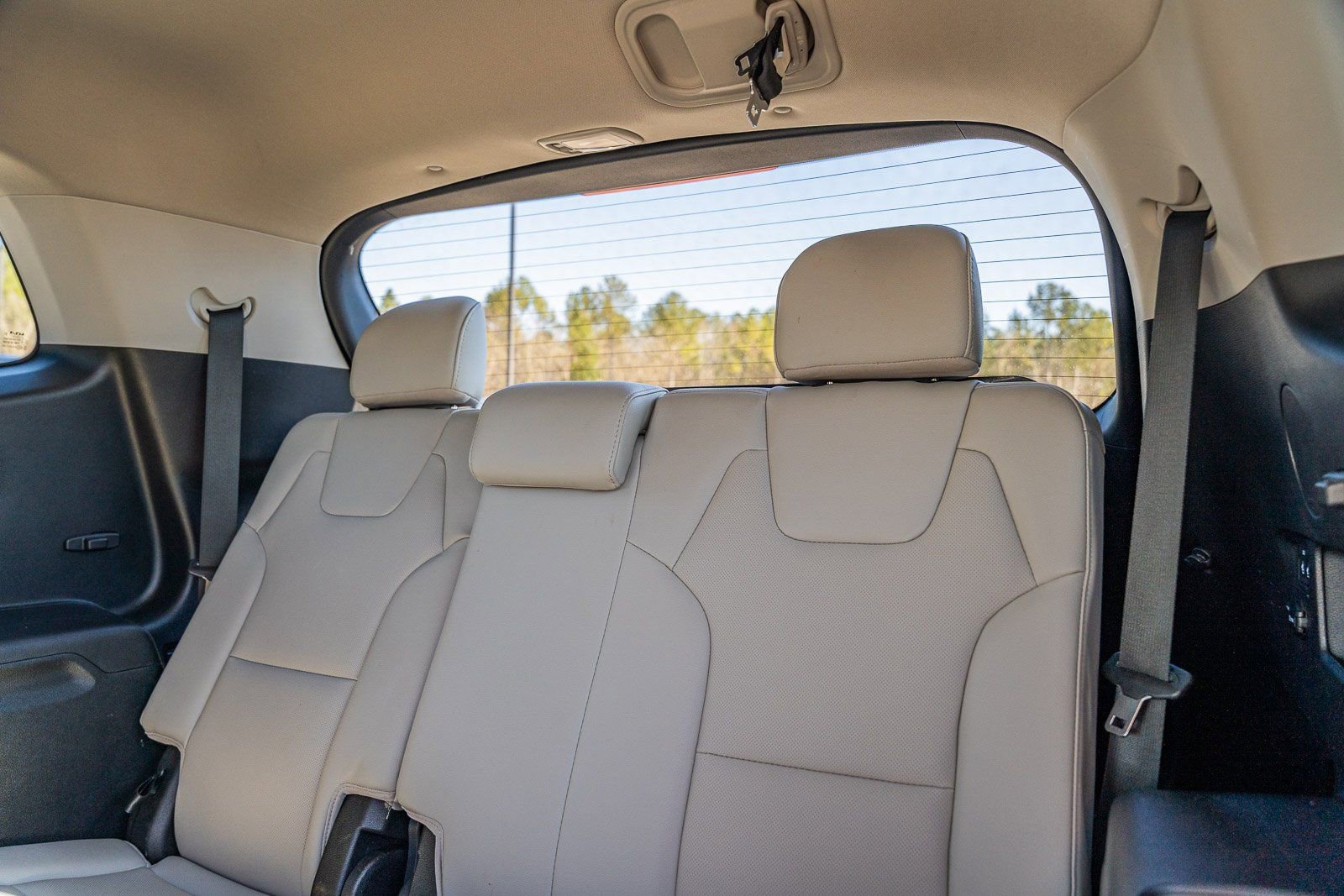 Used 2023 Kia Telluride EX w/ EX Captain's Chair Package image 17