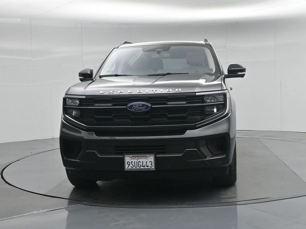Certified 2025 Ford Expedition Active image 31