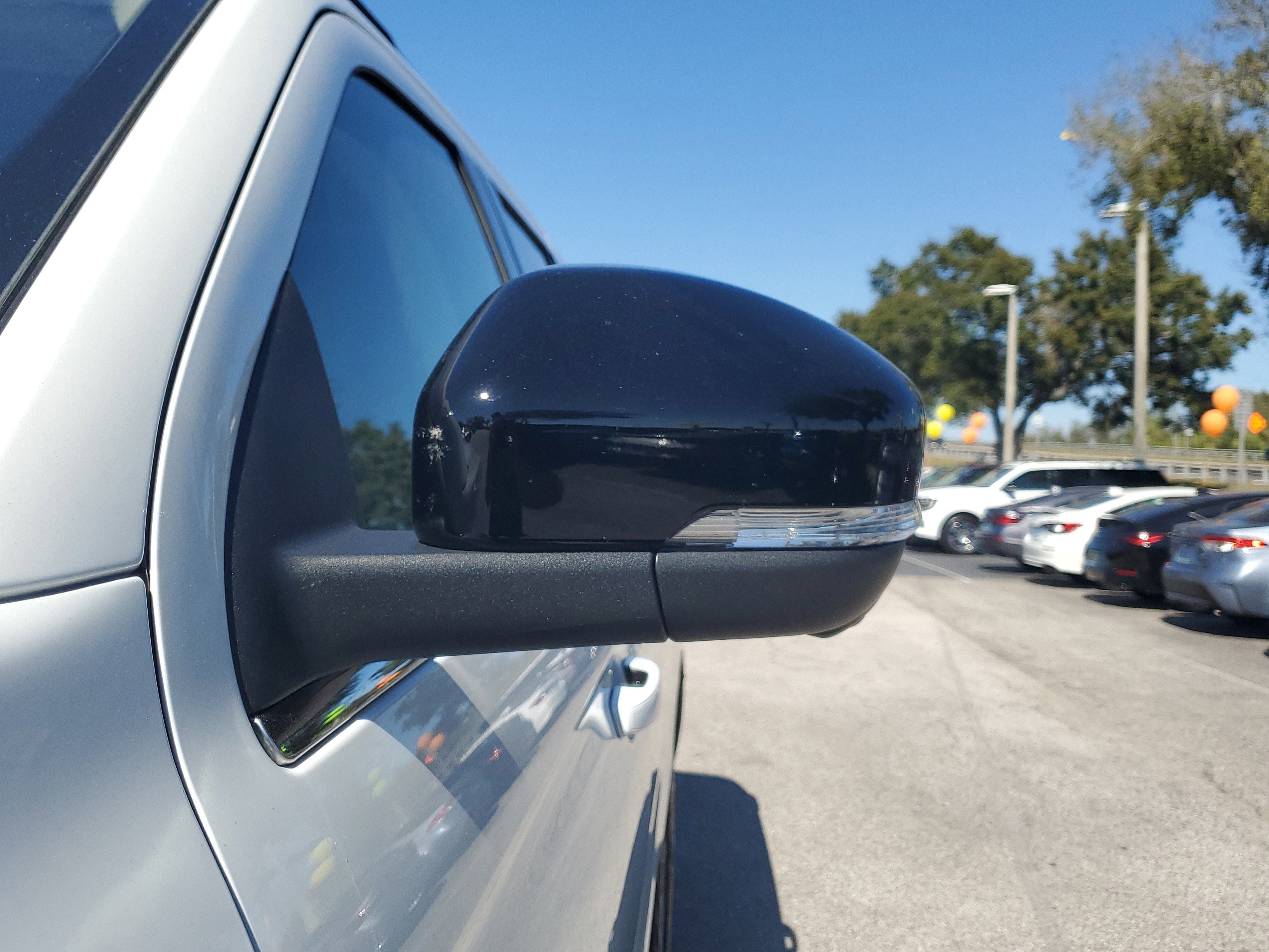 Certified 2025 Ford Expedition Active image 7