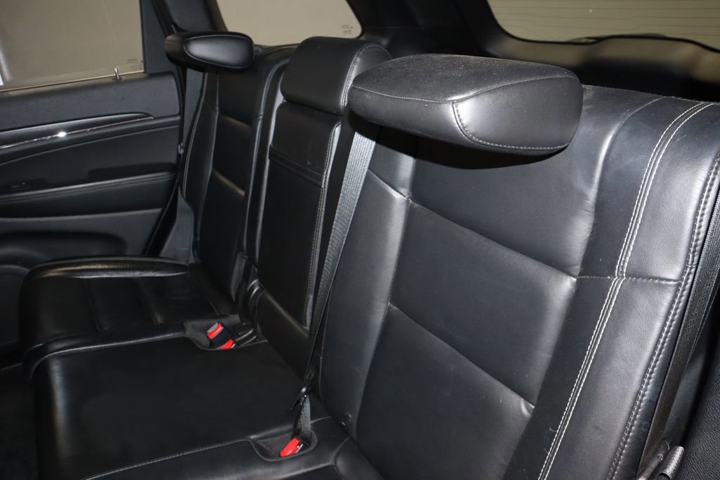 Used 2017 Jeep Grand Cherokee Limited image 22