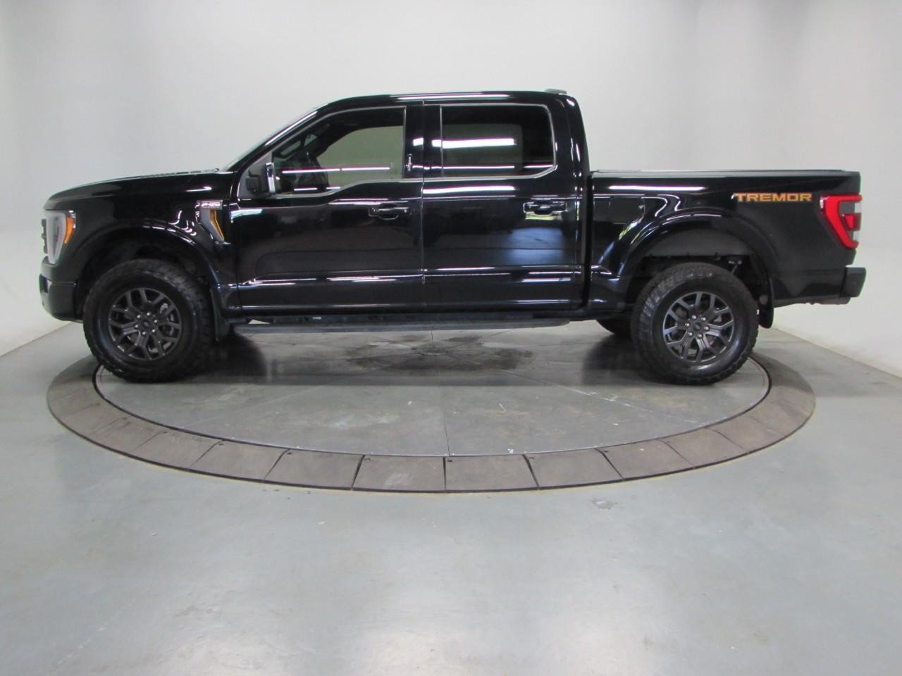 Certified 2022 Ford F150 Tremor w/ Equipment Group 402A High AWD/4WD image 4