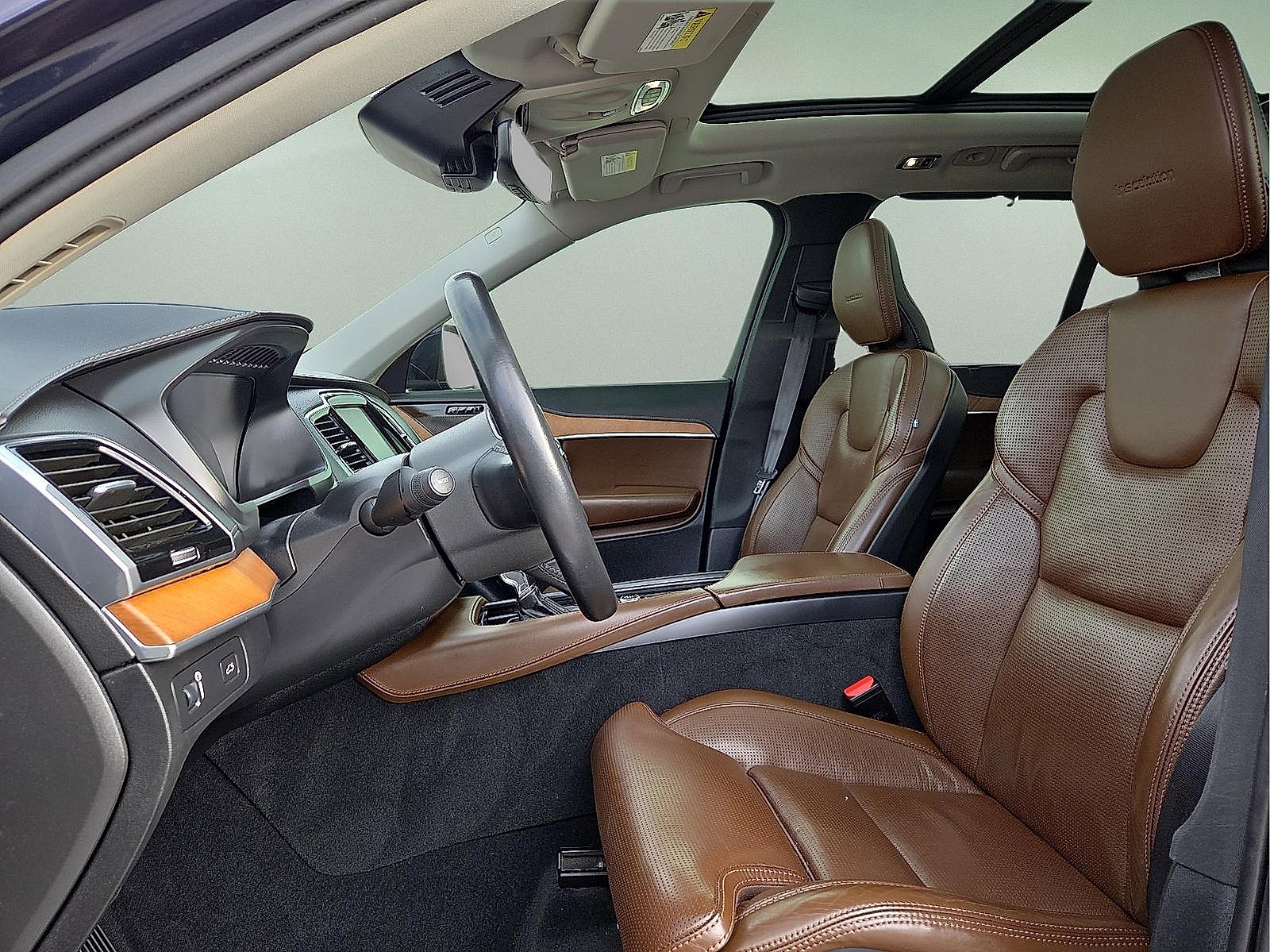 Used 2019 Volvo XC90 T6 Inscription w/ Protection Package Premier image 12