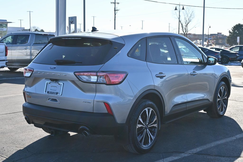 Certified 2022 Ford Escape SE w/ SE Sport Appearance Package image 5