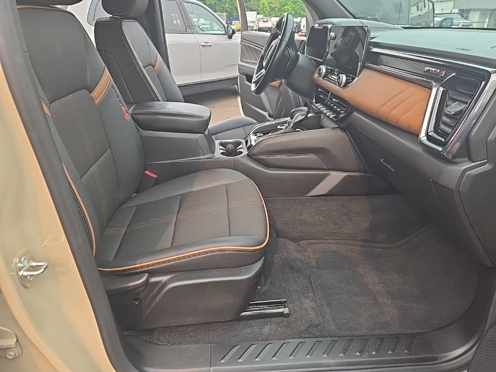 Used 2023 GMC Canyon AT4 AWD/4WD image 19