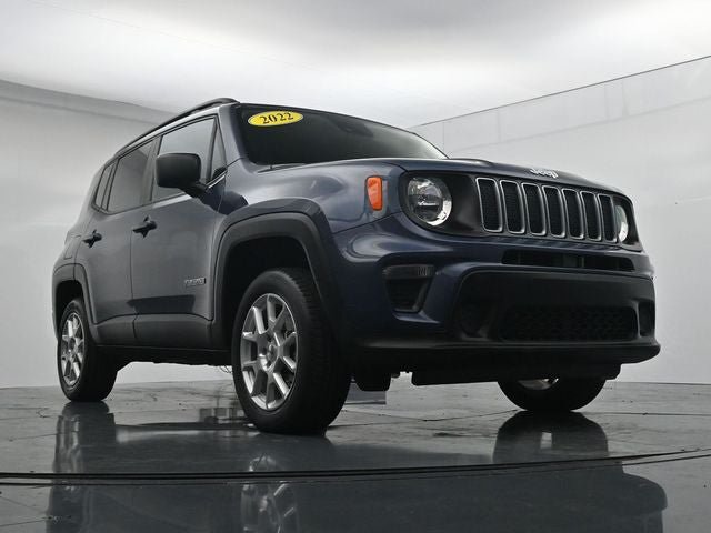 Used 2022 Jeep Renegade Sport w/ Sport Appearance Group AWD/4WD image 34