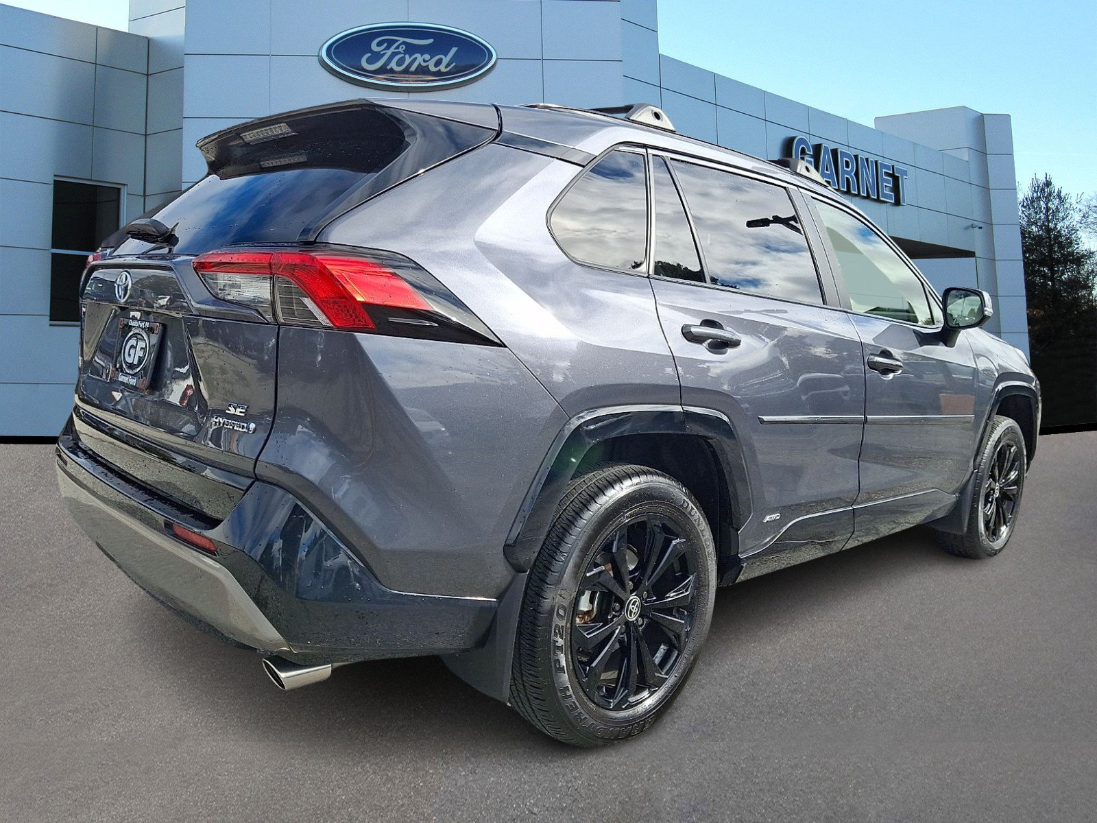 Used 2023 Toyota RAV4 SE w/ Convenience Package AWD/4WD image 8